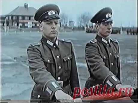 NVA Parade - Erste Vereidigung 30. April 1956 Fahneneid