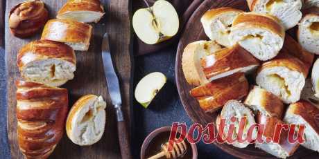 10 рецептов пышных и аппетитных булочек с яблоками - Лайфхакер