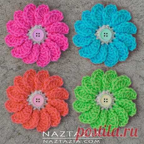 ​Free Crochet Pattern & YouTube Tutorial from naztazia.com for Flowing Flowers using @redheartyarns Super​ Saver #crochet #crochetflower #crochetflowers #crochetersofinstagram #croche #flower #flowers #flores #flor #flora #crochetaddict #crochetlove #instacrochet #ilovecrochet #ganchillo #crochetlover #virkat #haken #uncinetto #вязание #вязаниекрючком #örgü #naztazia #redheartyarns #joycreators #handmadewithlove #freepattern #handmadeisbetter #زهرة #كروشيه