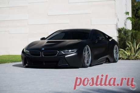 BMW i8 Black. Вот это аппарат!