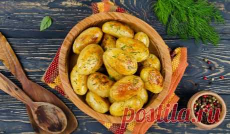 Картошка, запечённая в духовке с майонезом и горчицей - Лайфхакер