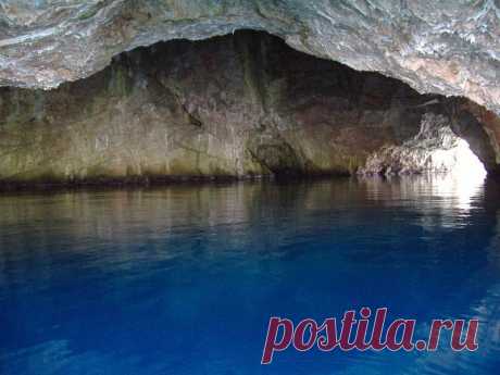 (2) This is Montenegro-Blue cave