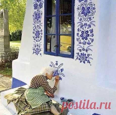 Декоративные росписи фасада своего дома от бабушки Анны (Anežka Kašpárková) из Моравии