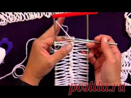 Learn to Make Hairpin Lace with Red Heart Yarns