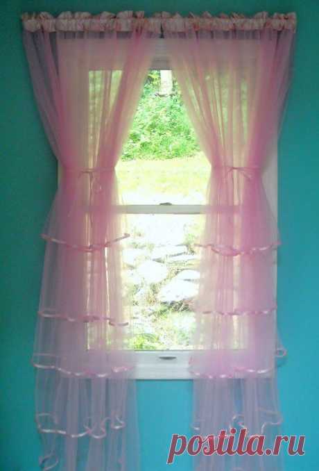 Pink Tulle Ruffled Curtains by PaulaAndErika on Etsy