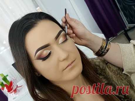 Pencil and Eyeliner Gel Makeup Technique