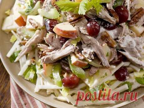Салат с курицей и сельдереем / Простые рецепты