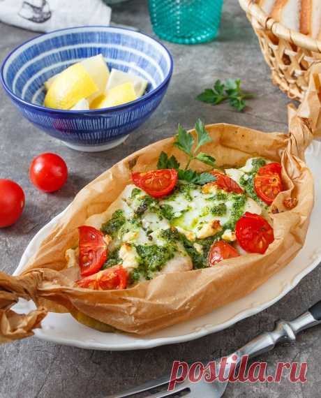 Рецепт морского окуня, запеченного с помидорами и песто с фото пошагово на Вкусном Блоге