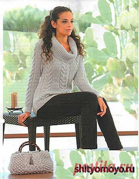 Серый пуловер, связанный спицами. Описание и схемы вязания