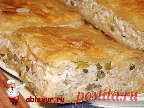 Слоеный пирог с курицей и картошкой