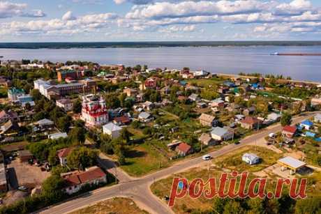 Еще в одном российском регионе сообщили о раздаче повесток для уточнения данных. Военкоматы Республики Марий Эл приступили к рассылке повесток жителям региона для уточнения данных воинского учета. В правительстве республики сообщили, что все мероприятия происходят в плановом режиме. О раздаче российскими военкоматами повесток для уточнения данных сообщалось и в других регионах страны.