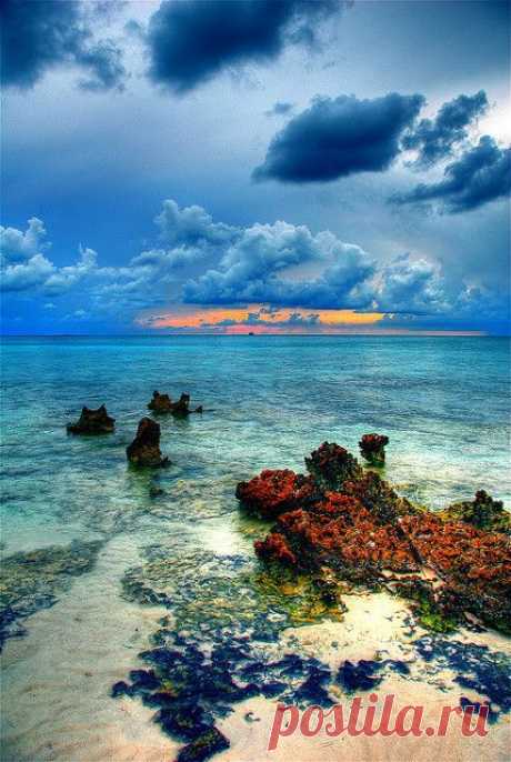 Storm Sunset, The Maldives Islands | irealand 2014