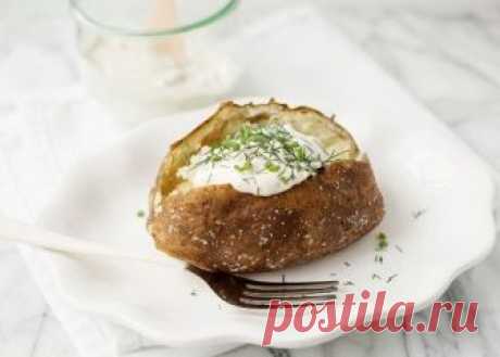 Ароматный запеченный картофель со сметаной и травами | Вкусные рецепты