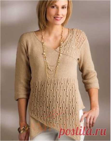 Женский вязаный пуловер с ажурными вставками