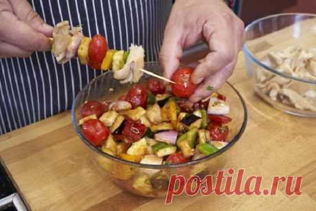 Вегетарианский шашлык из овощей с грибами – пошаговый рецепт с фото.