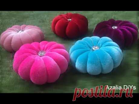 DIY Velvet Flower Cushion