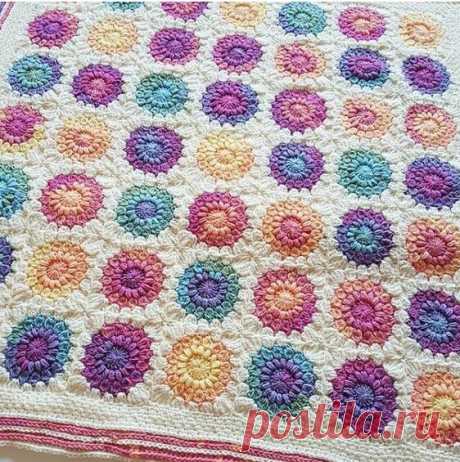 Sunburst Granny Square Blanket Tutorial - Crochet Easy Patterns