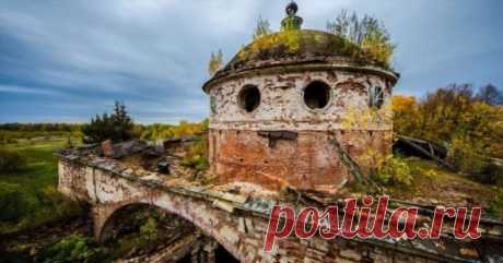 Фотограф 12 лет снимал по всему миру заброшенные места, и от этих кадров невозможно оторваться . Милая Я