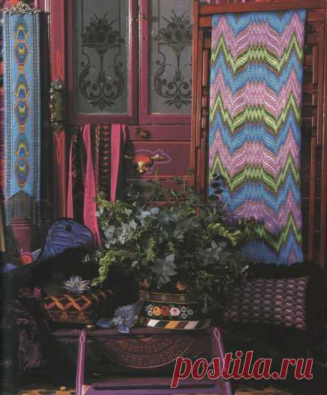 View image: 113 Joyce Petschek Beautiful bargello (1997)