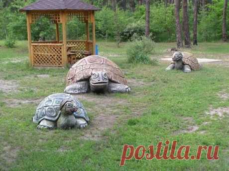 Искусственные камни и скульптуры из бетона на даче и в саду