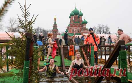 В Москве по 42 адресам организовали площадки для крещенских купаний. В городе подготовили 49 майн и 10 купелей