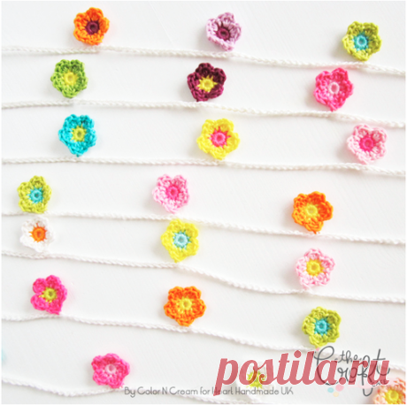 Mini Flower Garland Crochet Pattern | FaveCrafts.com