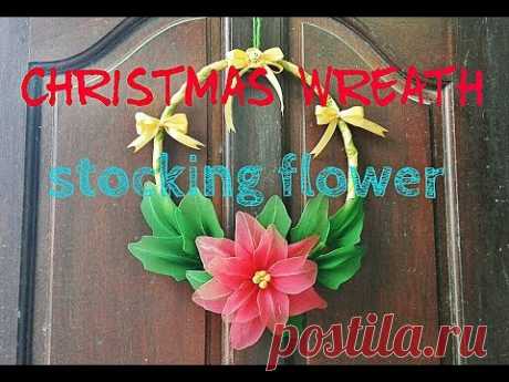 Nylon Stocking Flower Christmas Wreath | Poinsettia