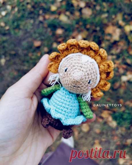 PDF Куколка Цветочек крючком. FREE crochet pattern; Аmigurumi doll patterns. Амигуруми схемы и описания на русском. Вязаные игрушки и поделки своими руками #amimore - кукла, куколка, цветок, цветочек.