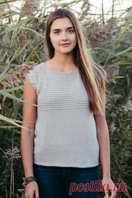 Darlene pattern by Isabell Kraemer 
Isabell Kraemer’s cotton tee is the perfect pick for summer wear. Knitted from the top down, with minimal details and simple shaping, Darlene is sweet, simple and super soft in our Cleaner Cotton™ Willet.
