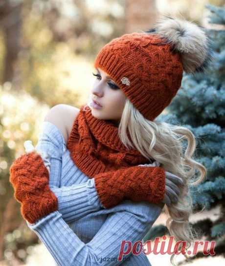 Комплект шапка, снуд, шарф спицами узором косы для женщин | Вязана.ru
