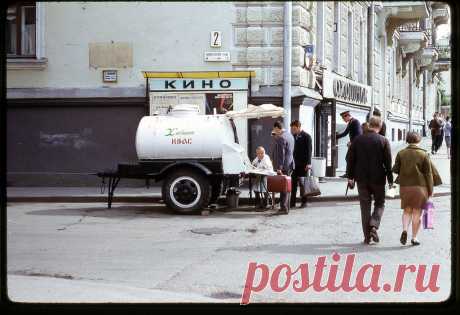 Kvas Street Vendor, Moscow, 1969 | Flickr - Photo Sharing!