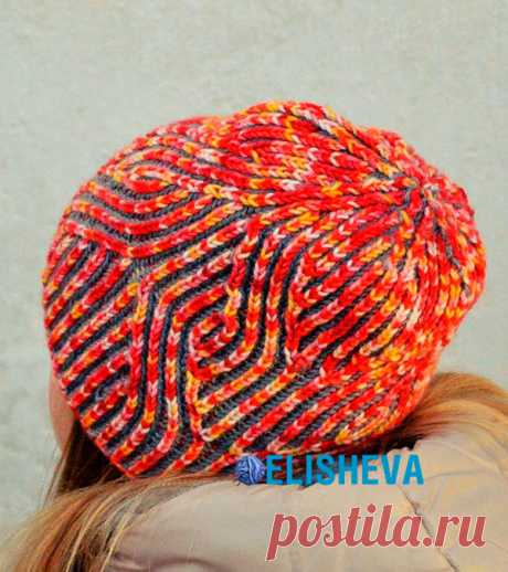 Красивая и необычная женская шапка от Raina Kruus "Сердца в голове"