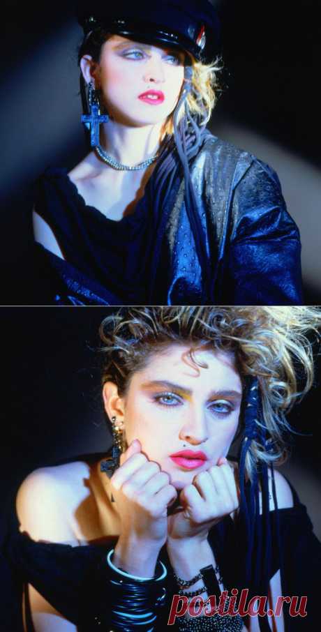 Мадонна(Madonna) в фотосессии Джорджа Хольца(George Holz) для альбома The First Album(1984).