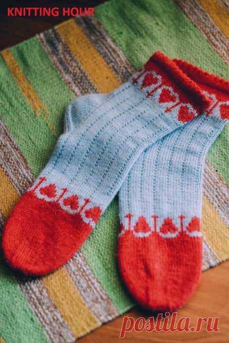 "Дама червей". Мини-описание носков спицами | Knitting Hour | Дзен