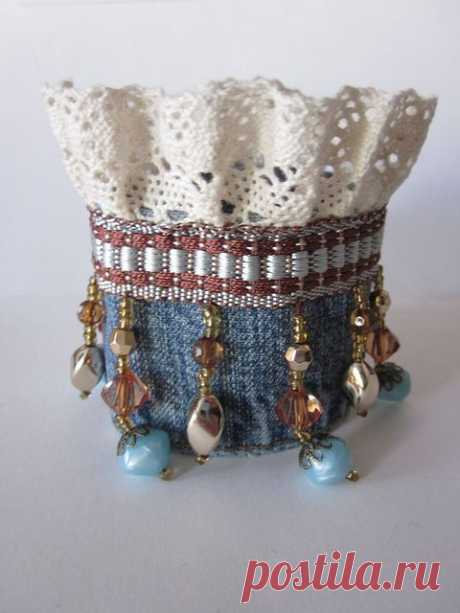Lucy Lea приколол(а) это к доске Fabric beads and jewelry