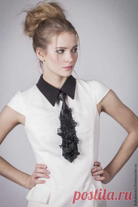 Купить Галстук-украшение-это yникальный 3D галстук-колье&quot;Mary-Ann&quot; - текстильный цветок, бусины