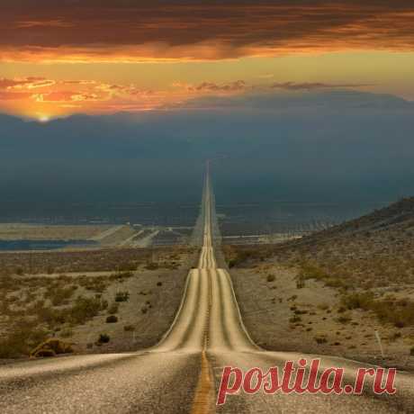 Дорога через долину смерти, Калифорния, США