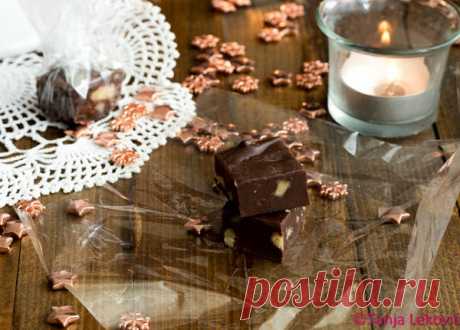 Kuhinja zaposlene žene: Čokoladne kocke / Chocolate cubes