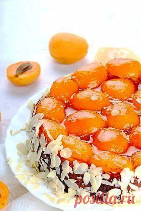 Как приготовить пирог с абрикосами и миндалем