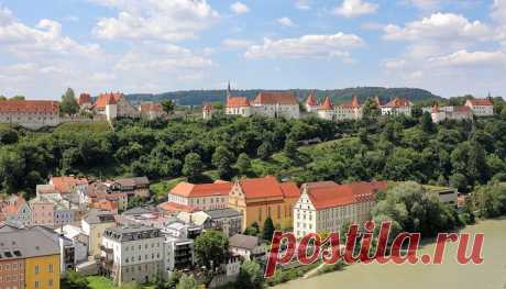 Замок Бургхаузен (Schloss Burghausen) — самая длинная кpeпoсть в мире