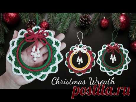 Easy Ways to Crochet a Christmas Ornament Wreath