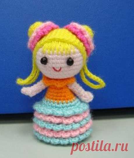 pencil topper - little girl with bun hair | Flickr - Photo Sharing!