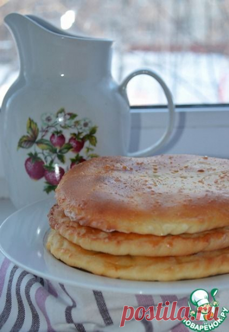 Лепешки с рисом, луком и яйцом.