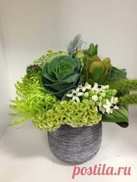 Small Floral Arrangements