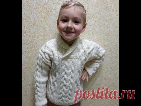 Вязание джемпера для мальчика с аранскими косами. Knitting of a jumper for the boy with