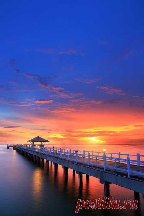 Wooded bridge, Thailand | Sunrise/Sunset