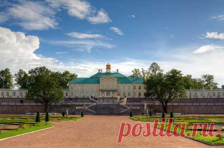 Большой Меншиковский дворец в Ораниенбауме