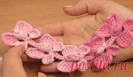 Crochet Butterfly Chain Tutorial - CRAFTS LOVED