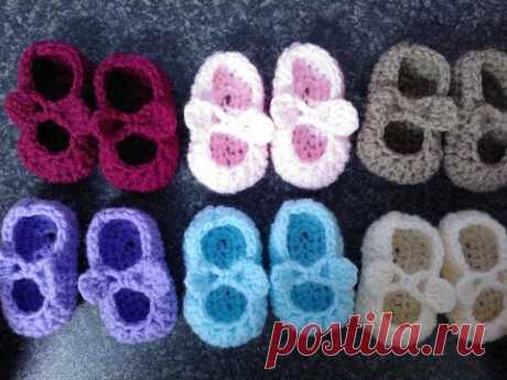 My Easy Crochet Petite Baby Mary Jane Ballerina Slippers With Bows (3 inch sole) includes bloopers