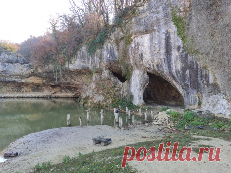 Пещера-Грот Коба-Чаир и красивое озерцо